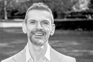 Dr Georges Petitjean